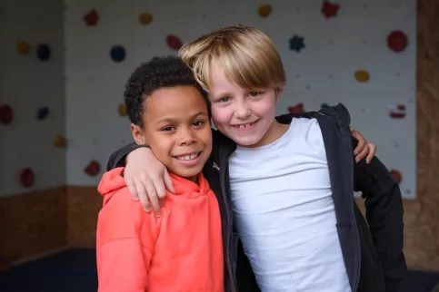 Portrait de deux enfants